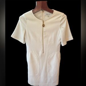DKNY Ivory Short Sleeve Dress with Zipper dry ,cleaned,cotton size L
